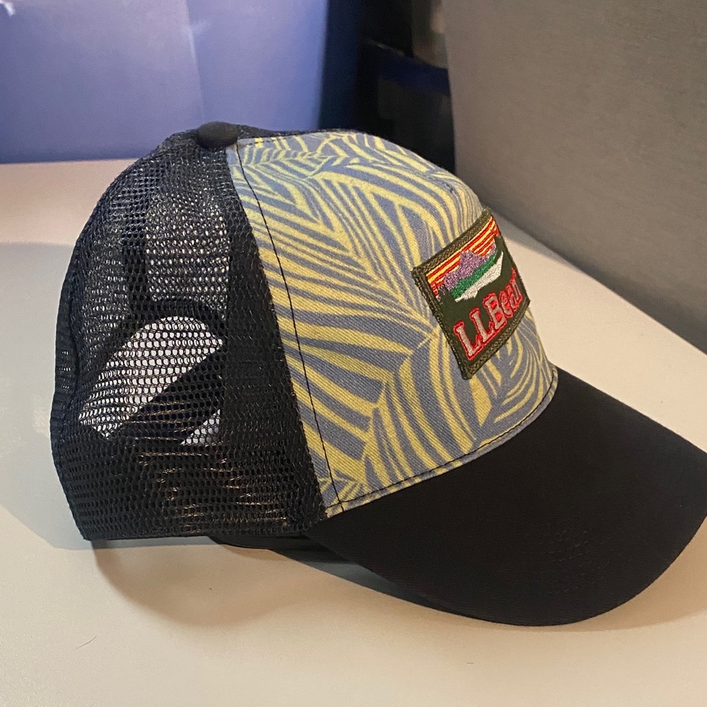 L.L. Bean Black and Yellow Vintage Patterned Men’s SnapBack Hat Cap - Picture 2 of 4